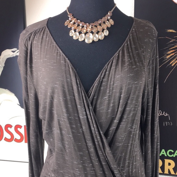 Max Studio Faux Wrap Dress with Ruching waist S-L - Picture 2 of 9